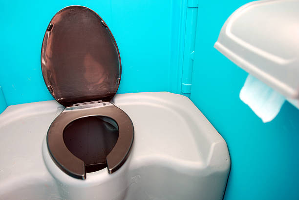 Best Portable bathroom rental  in Southchase, FL
