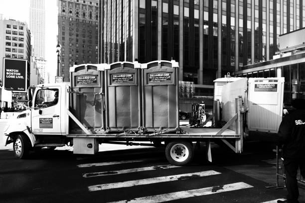 Best Portable restroom solutions  in Southchase, FL